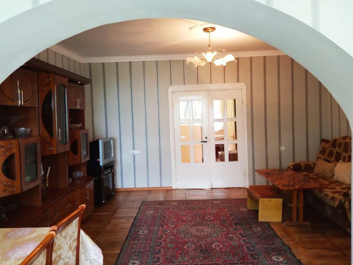 Rubina Bed And Breakfast Tat'ev Bagian luar foto