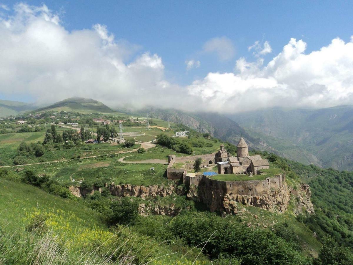 Rubina Bed And Breakfast Tat'ev Bagian luar foto